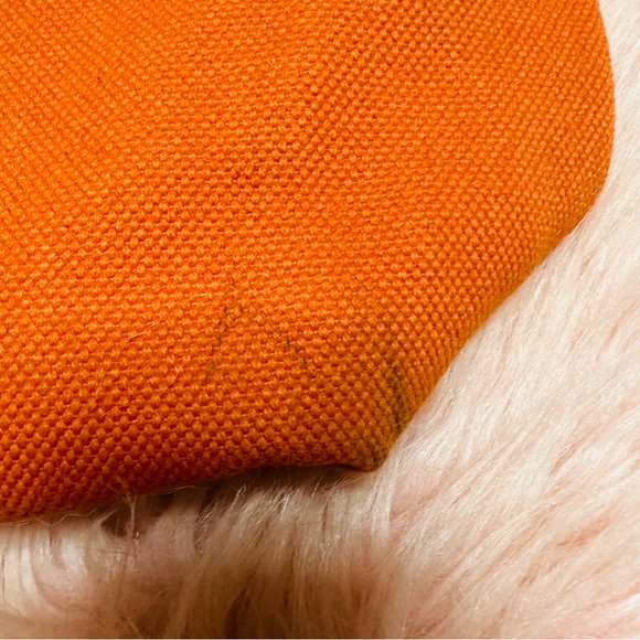 Michael Kors handbag with tassel detail. - Picture 13 of 16